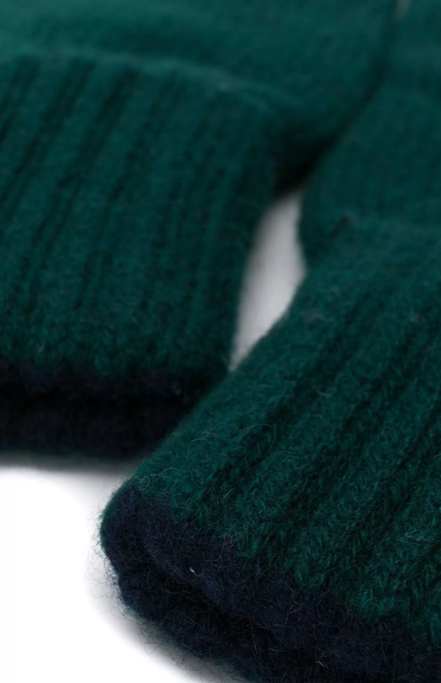 Pringle of Scotland Cashmere Contrast Cuff In Evergreen