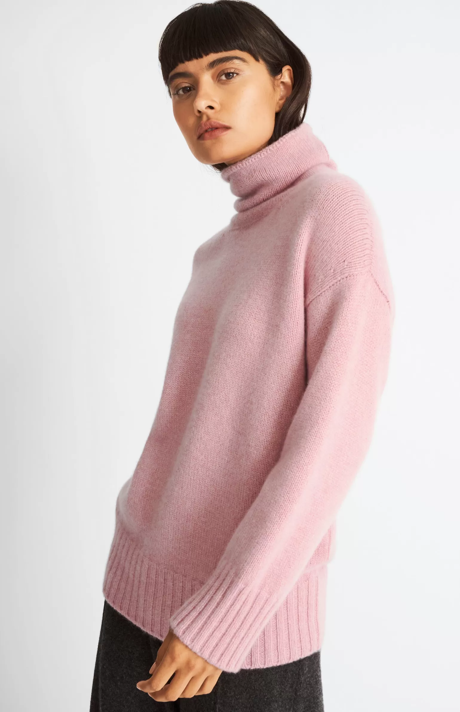 Women Pringle of Scotland High Neck Chunky Cashmere Jumper In Dusty Pink