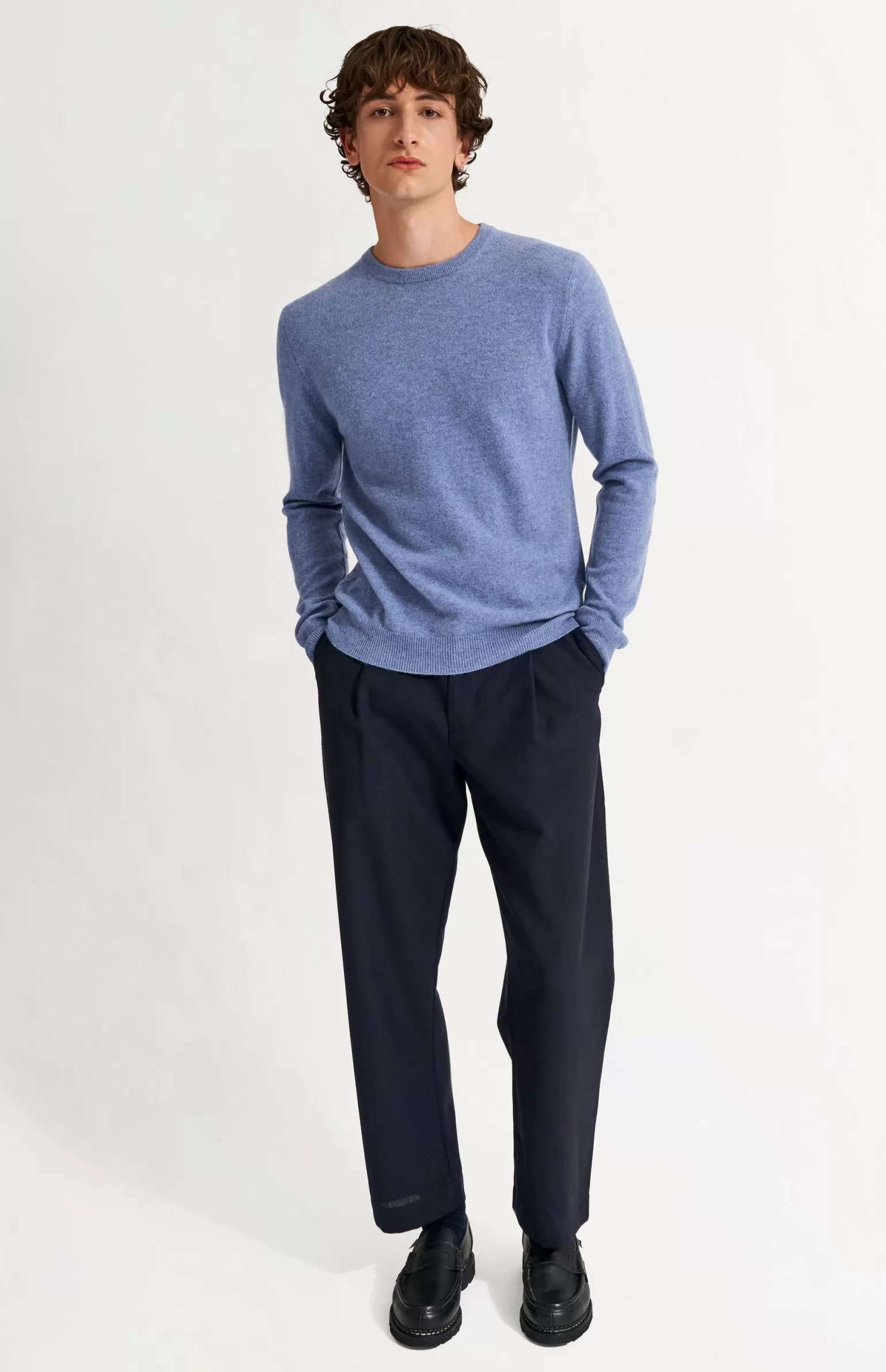 Pringle of Scotland Men's Classic Round Neck Cashmere Jumper In Bue Melange