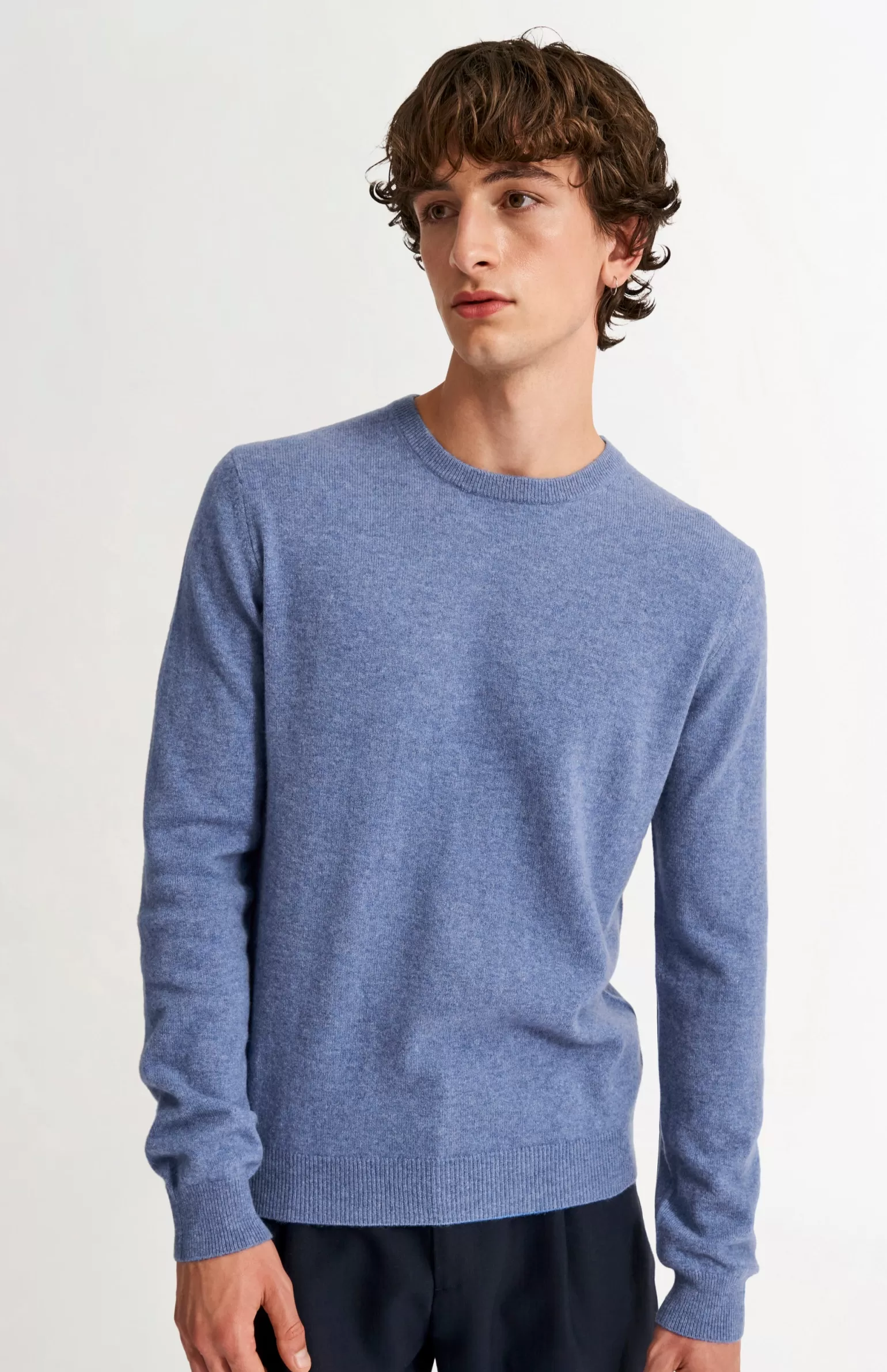 Pringle of Scotland Men's Classic Round Neck Cashmere Jumper In Bue Melange