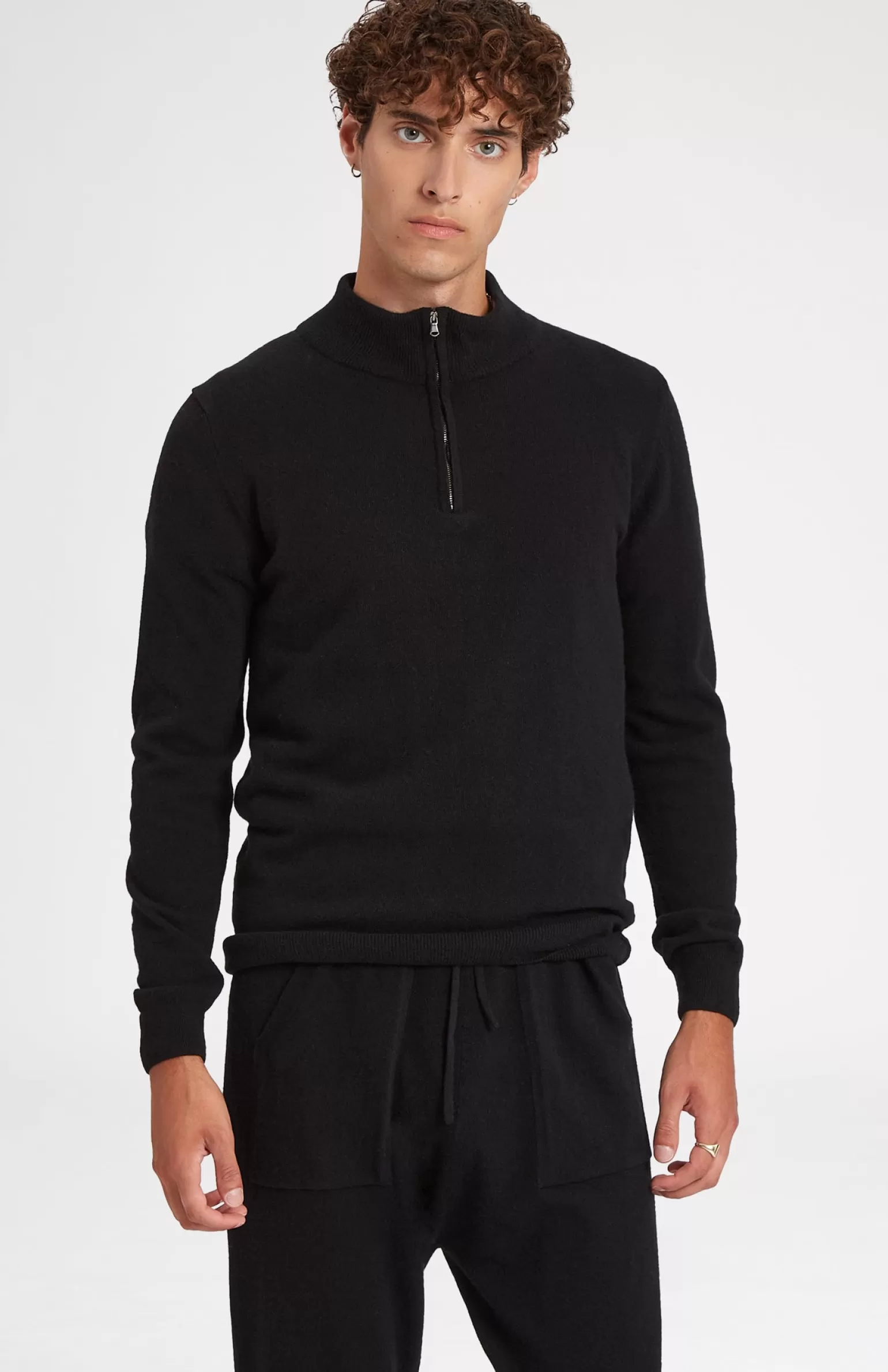 Pringle of Scotland Men's Half Zip Merino Cashmere Blend Jumper In Black