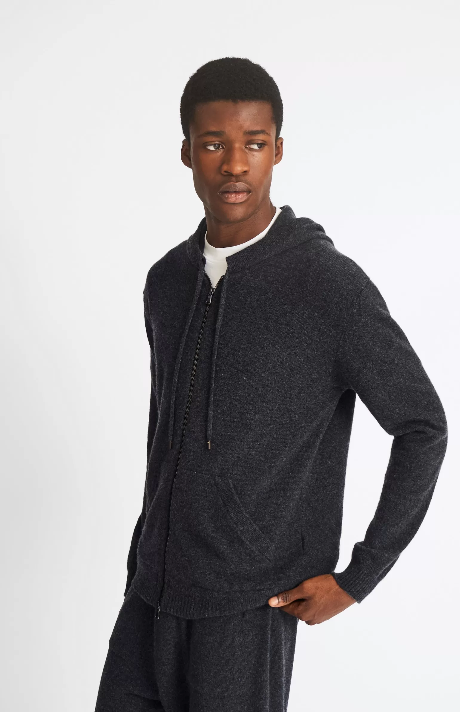 Pringle of Scotland Men's Knitted Lounge Hoodie In Charcoal