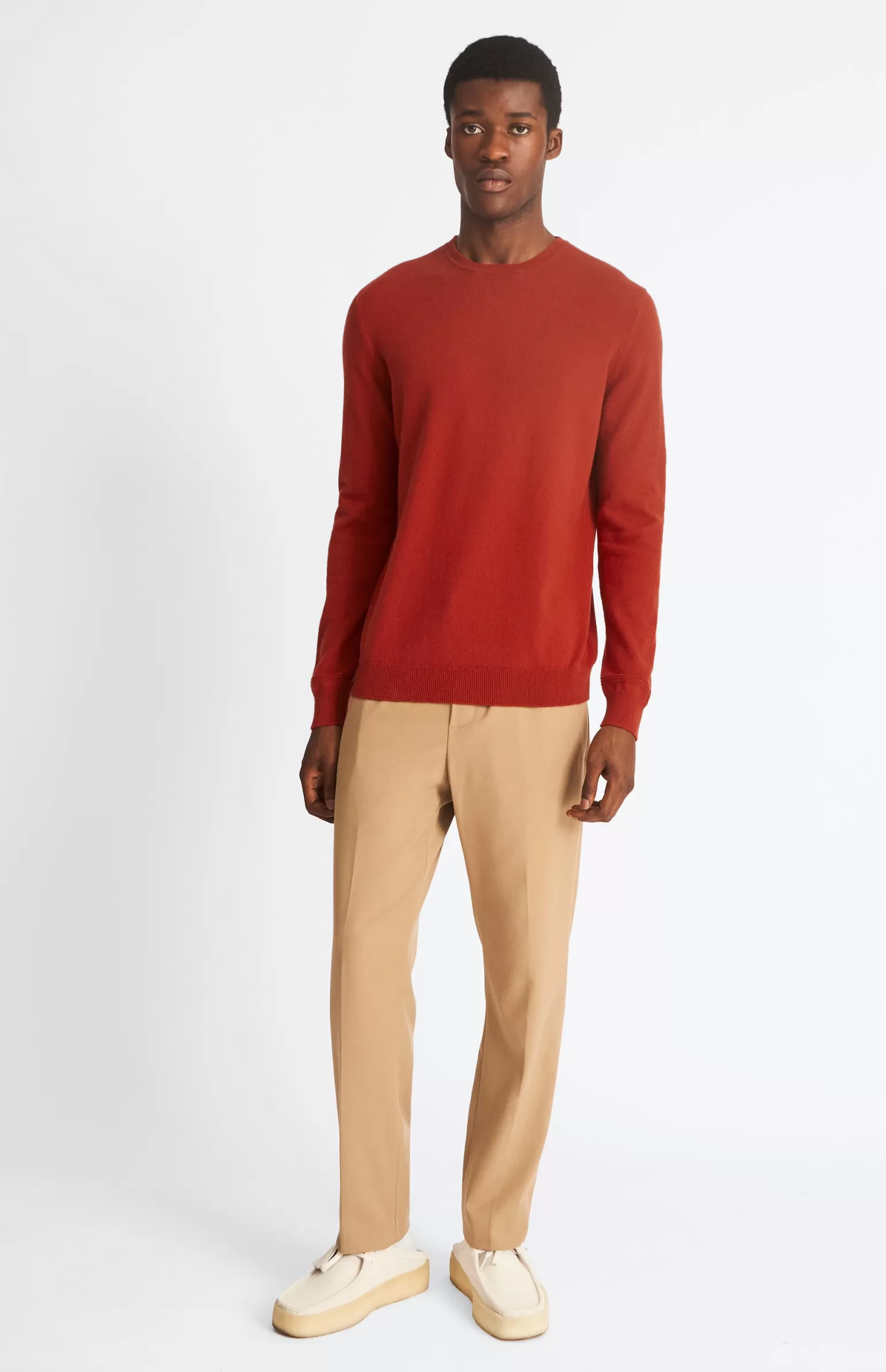 Pringle of Scotland Men's Round Neck Cashmere Jumper In Rust Red