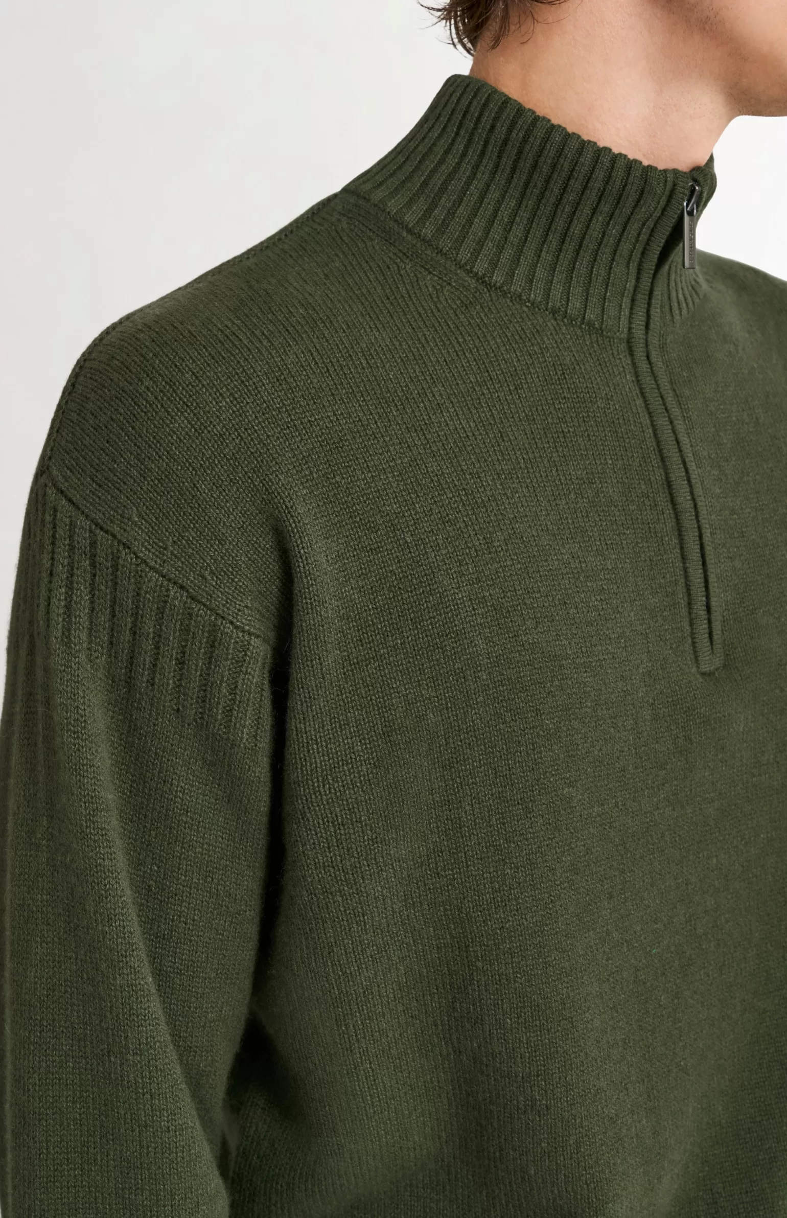 Pringle of Scotland Men's Zip Neck Cashmere Jumper In Evergreen