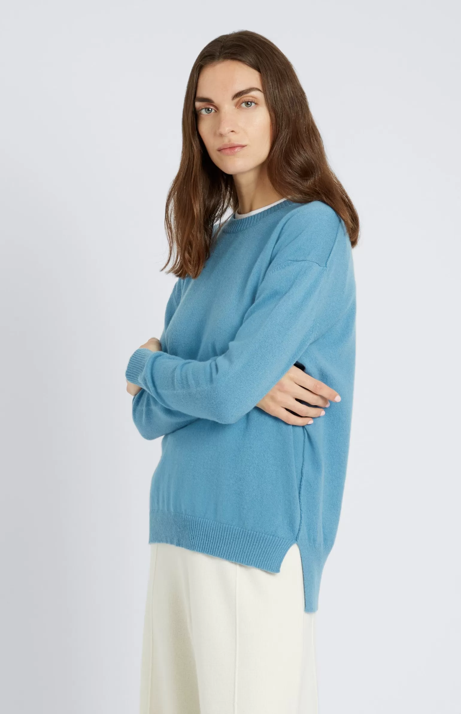 Women Pringle of Scotland Round Neck Cashmere Jumper In Blue Smoke