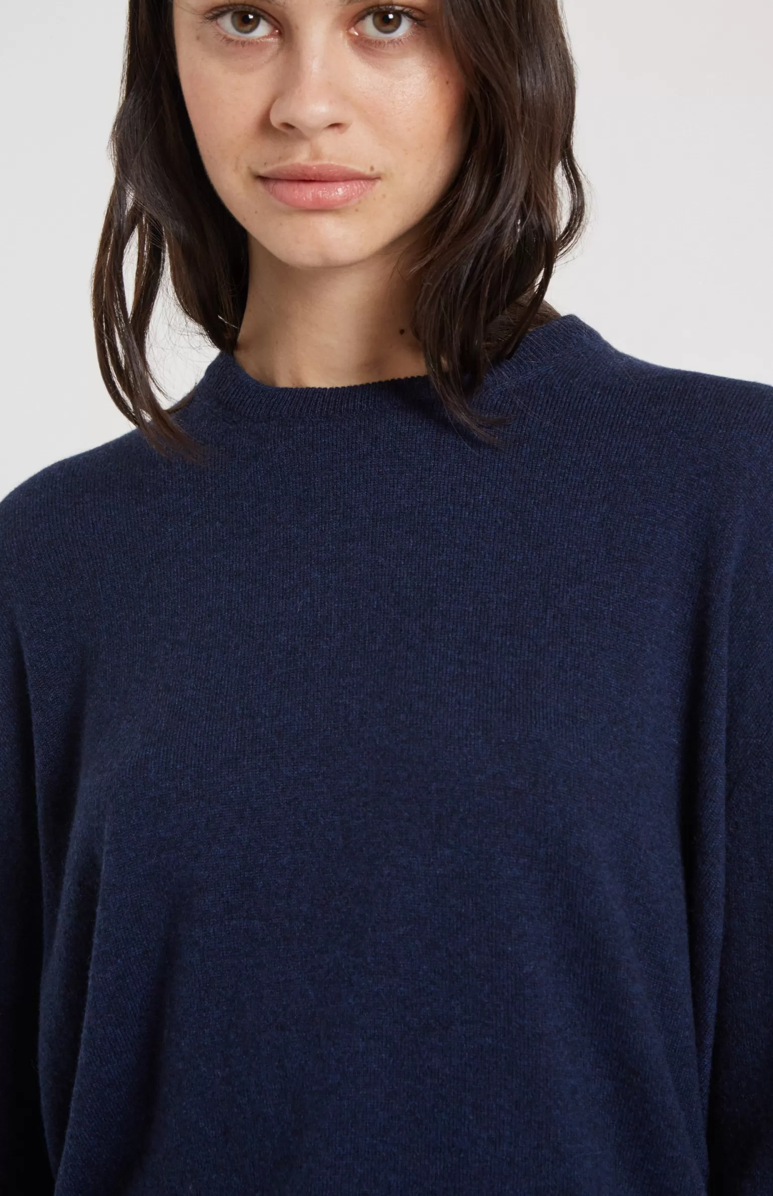 Women Pringle of Scotland Round Neck Cashmere Jumper In Inkwell