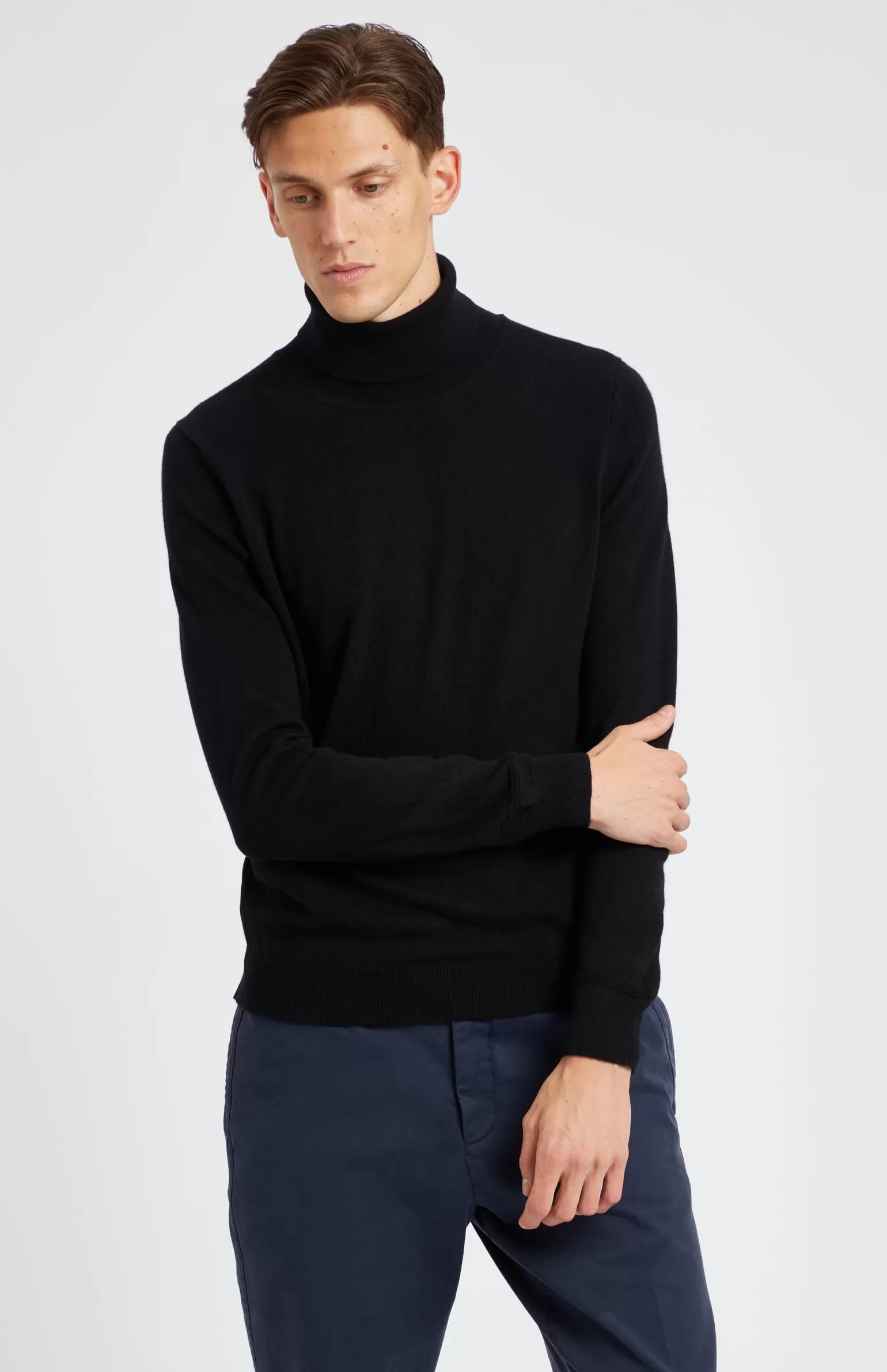 Pringle of Scotland Scottish Cashmere Roll Neck Jumper In Black