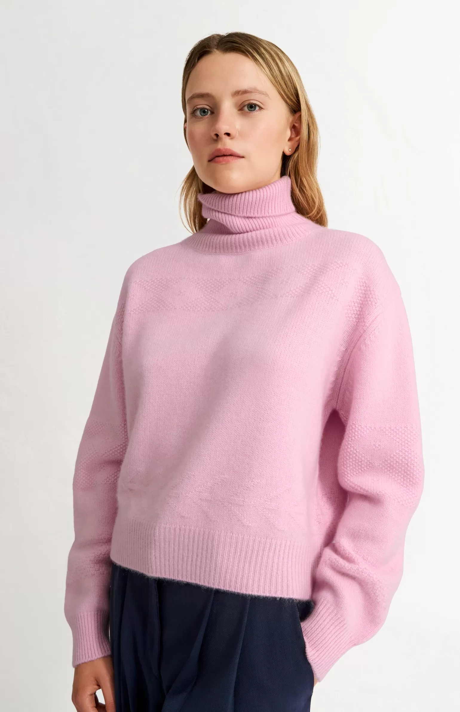 Women Pringle of Scotland Womens Roll Neck Cashmere Jumper In Pink