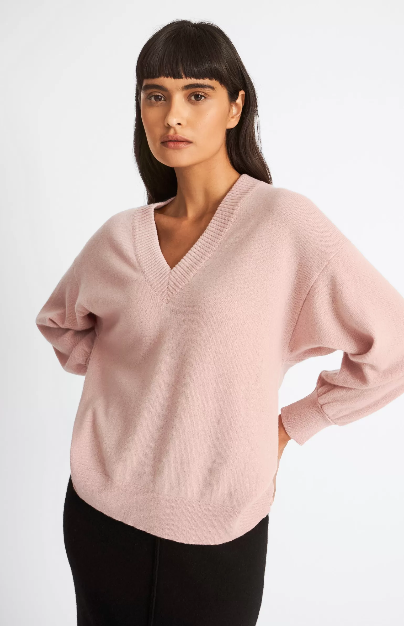 Women Pringle of Scotland Women's V Neck Lightweight Cashmere Jumper In Dusty Pink